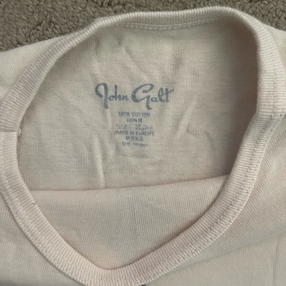 Brandy Melville guitar tee!